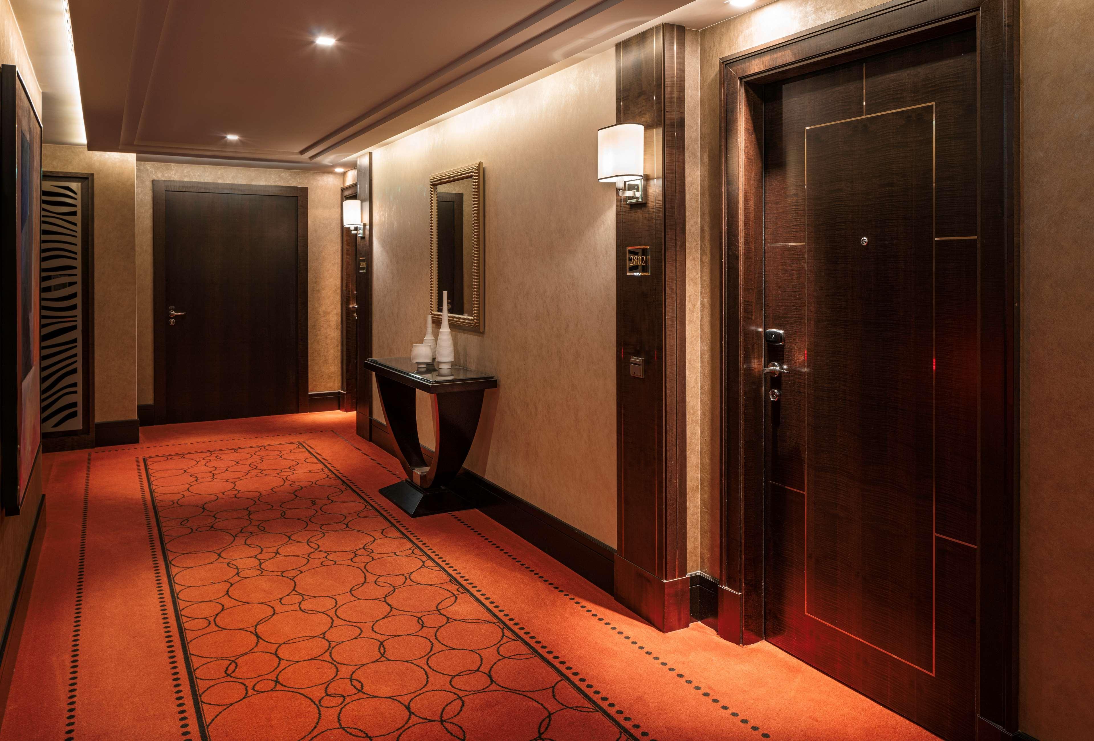 Waldorf Astoria Berlin Hotel Bagian luar foto