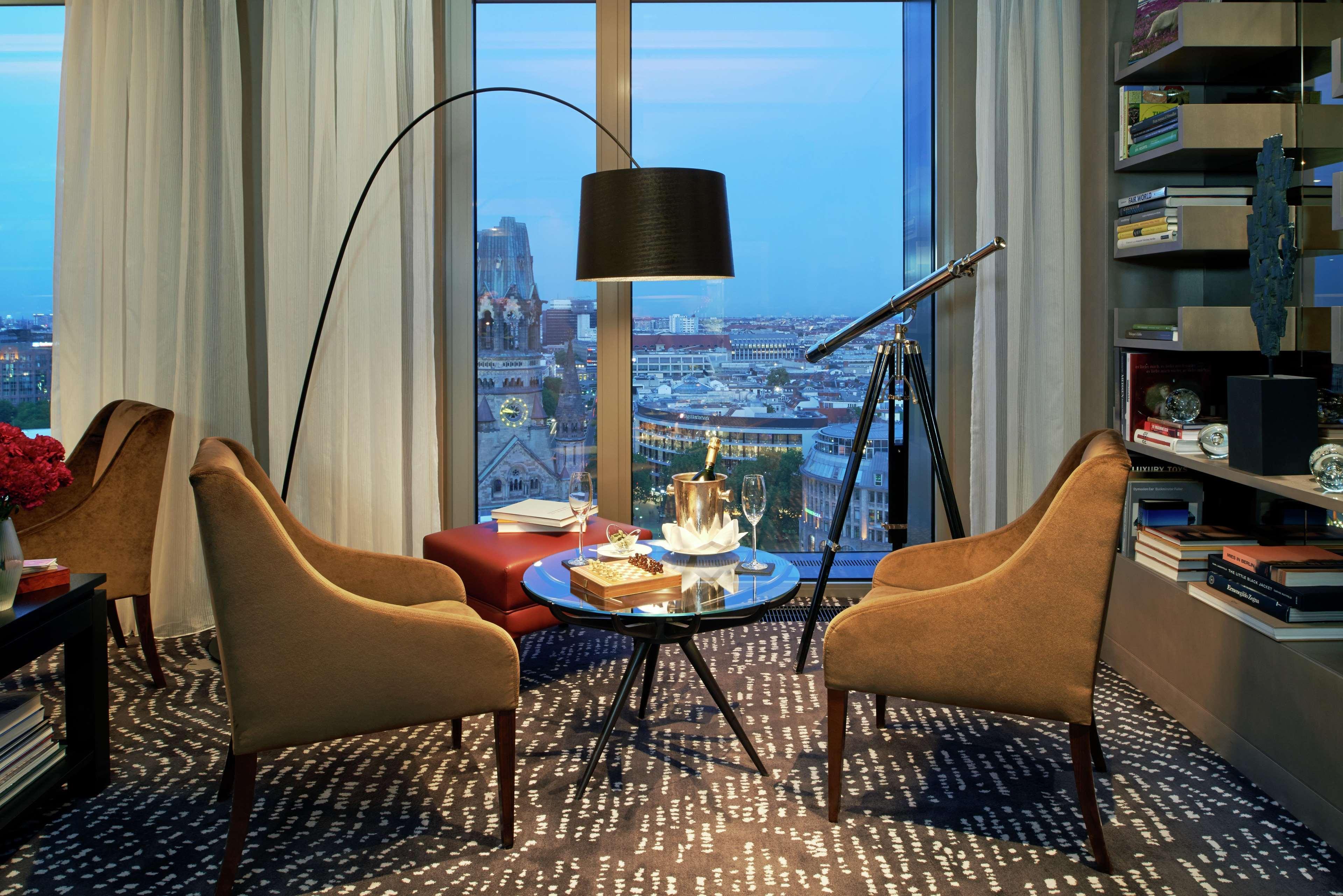 Waldorf Astoria Berlin Hotel Bagian luar foto
